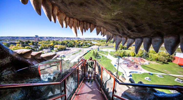 Kanada Alberta Drumheller Dinosaurier Aussichtsplattform Foto Neil Zeller